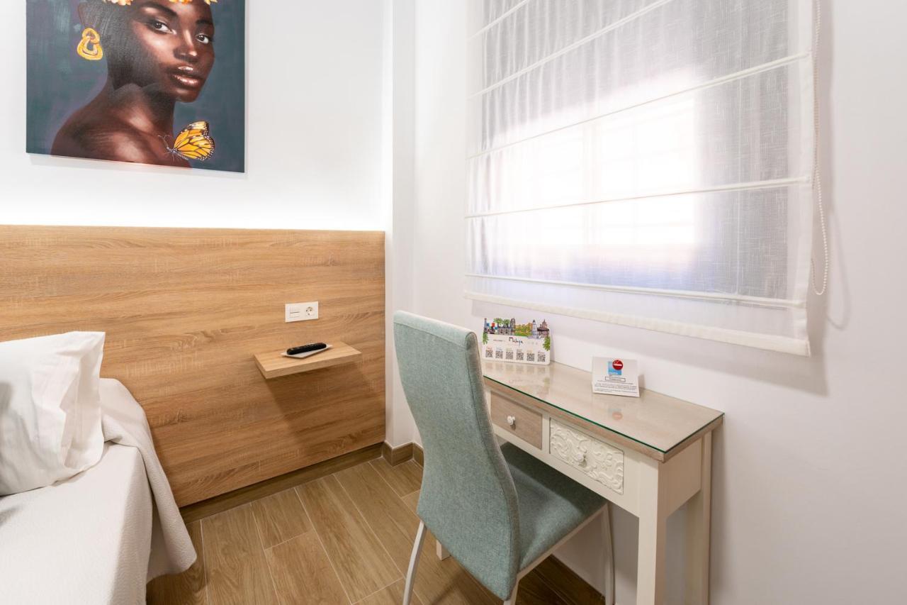Hostal Romerito Málaga Kültér fotó